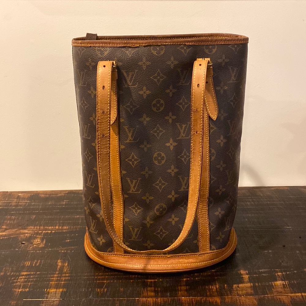 Vintage Louis Vuitton Bucket Bag GM